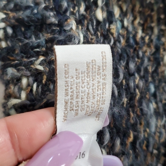 Chico's Knit Open Front Sweater Vest/Cardigan Size 8 - Picture 4 of 9